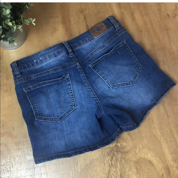 Wild Blue Jean Shorts Dark Distressed Button Fly - Picture 6 of 9